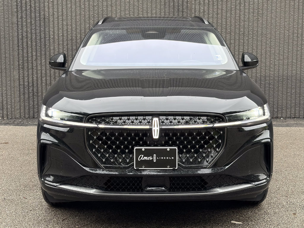 New 2026 Lincoln Nautilus Reserve w/ Jet Appearance Package AWD/4WD image 3