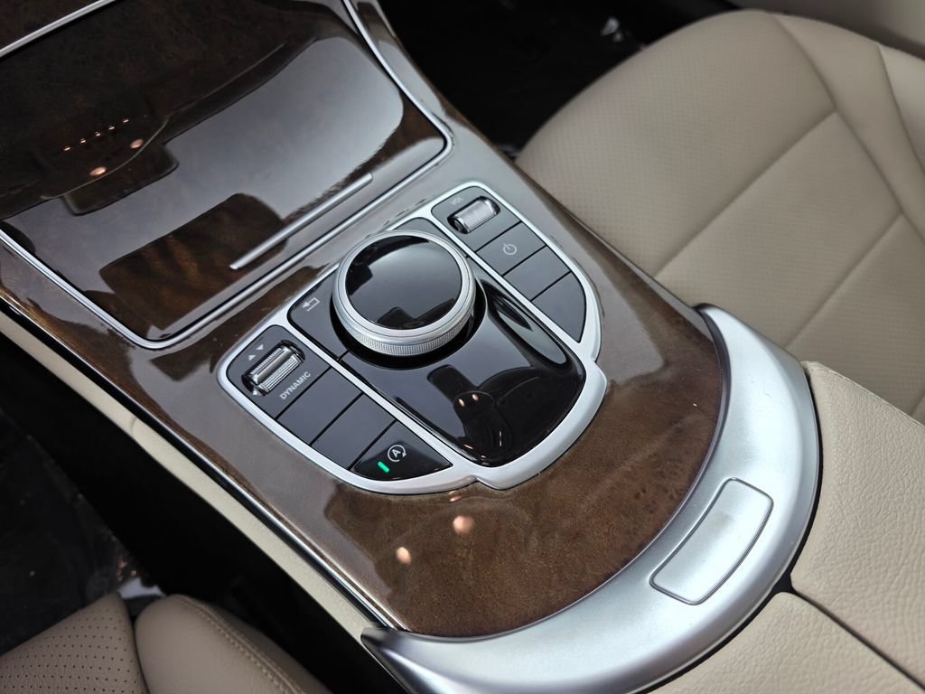 Used 2017 Mercedes-Benz C 300 Sedan image 23