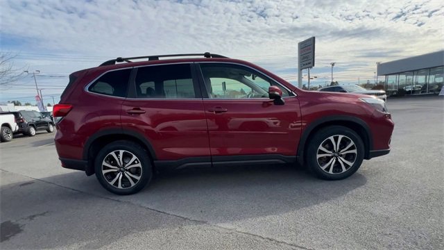 Used 2020 Subaru Forester Limited image 9