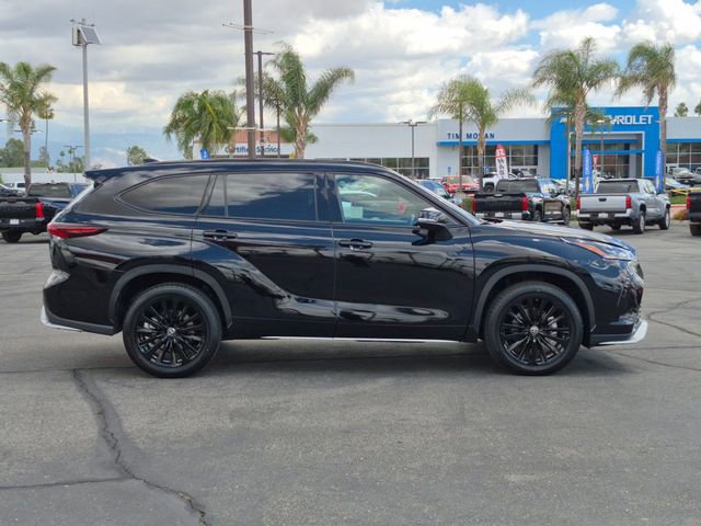Used 2025 Toyota Highlander XSE image 4