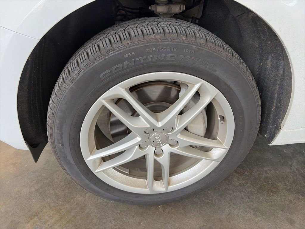 Used 2015 Audi Q5 3.0T Prestige image 4