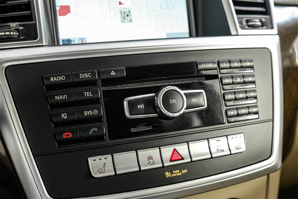 Used 2015 Mercedes-Benz GL 320 BlueTEC 4MATIC image 28