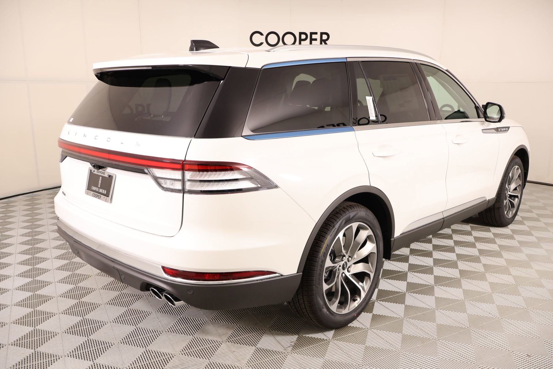 New 2026 Lincoln Aviator Reserve AWD/4WD image 22