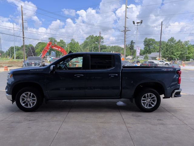 Used 2024 Chevrolet Silverado 1500 LT AWD/4WD image 5