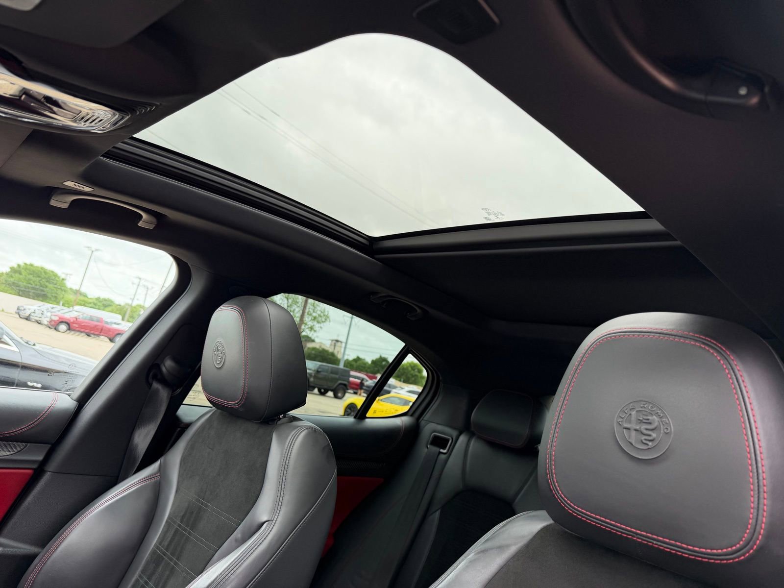 Used 2018 Alfa Romeo Stelvio Quadrifoglio w/ Driver Assist Dynamic Package image 26