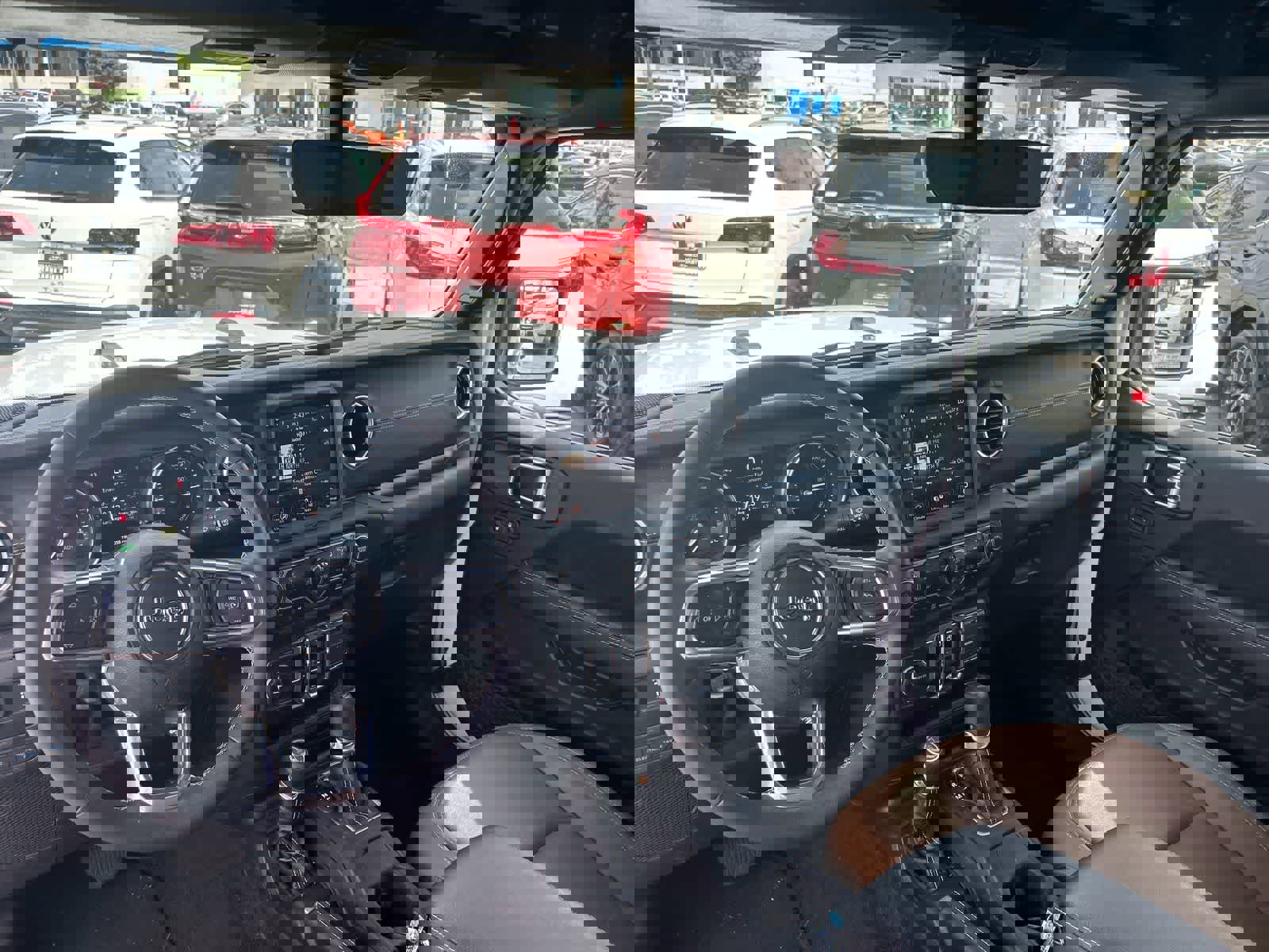 Used 2023 Jeep Wrangler Sahara image 43