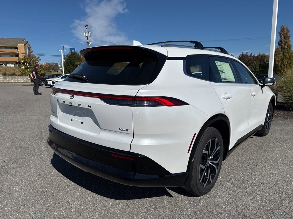 New 2025 Toyota Crown Signia image 12