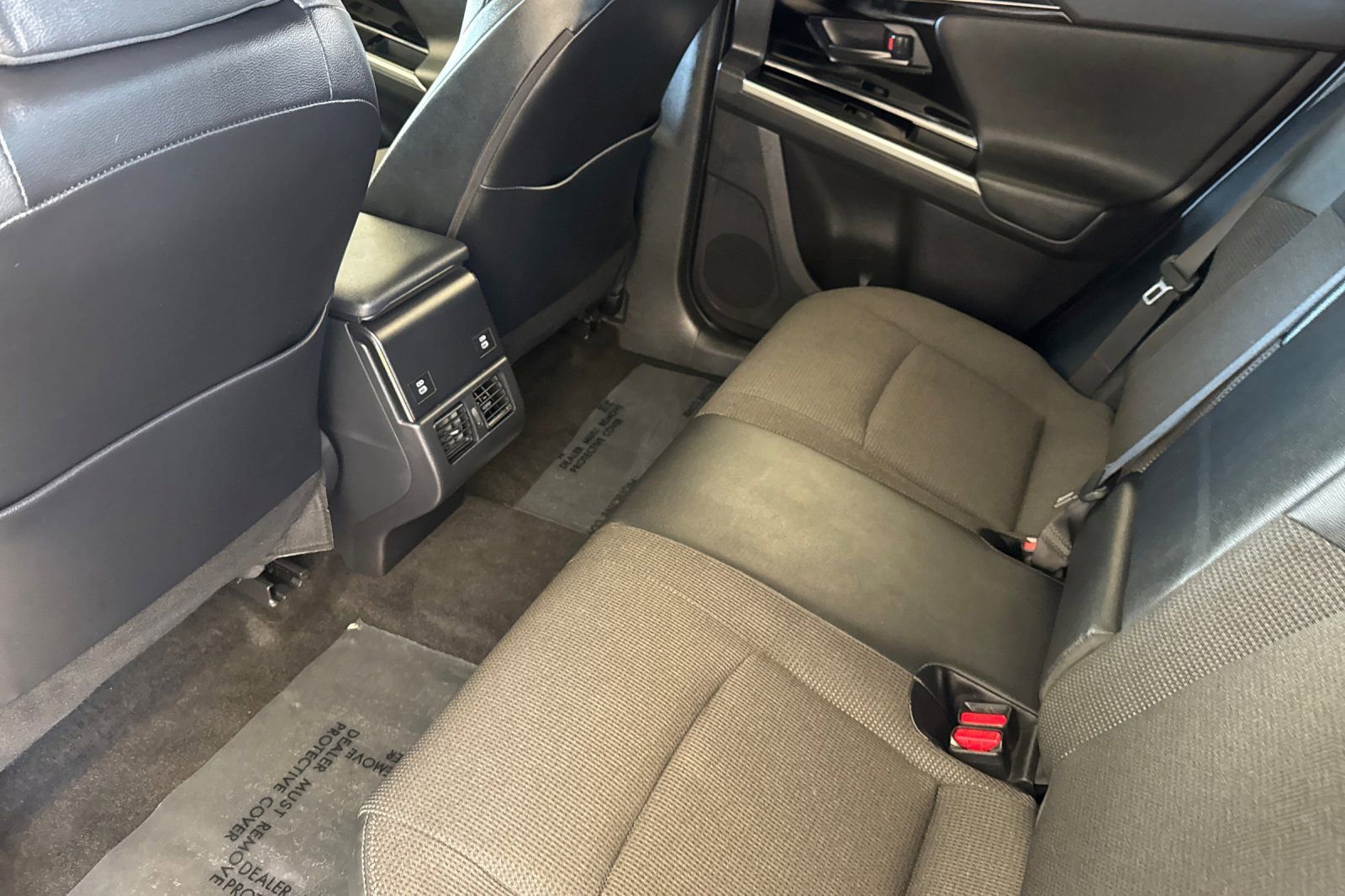 Used 2024 Toyota bZ4X XLE w/ Weather Package FWD image 14