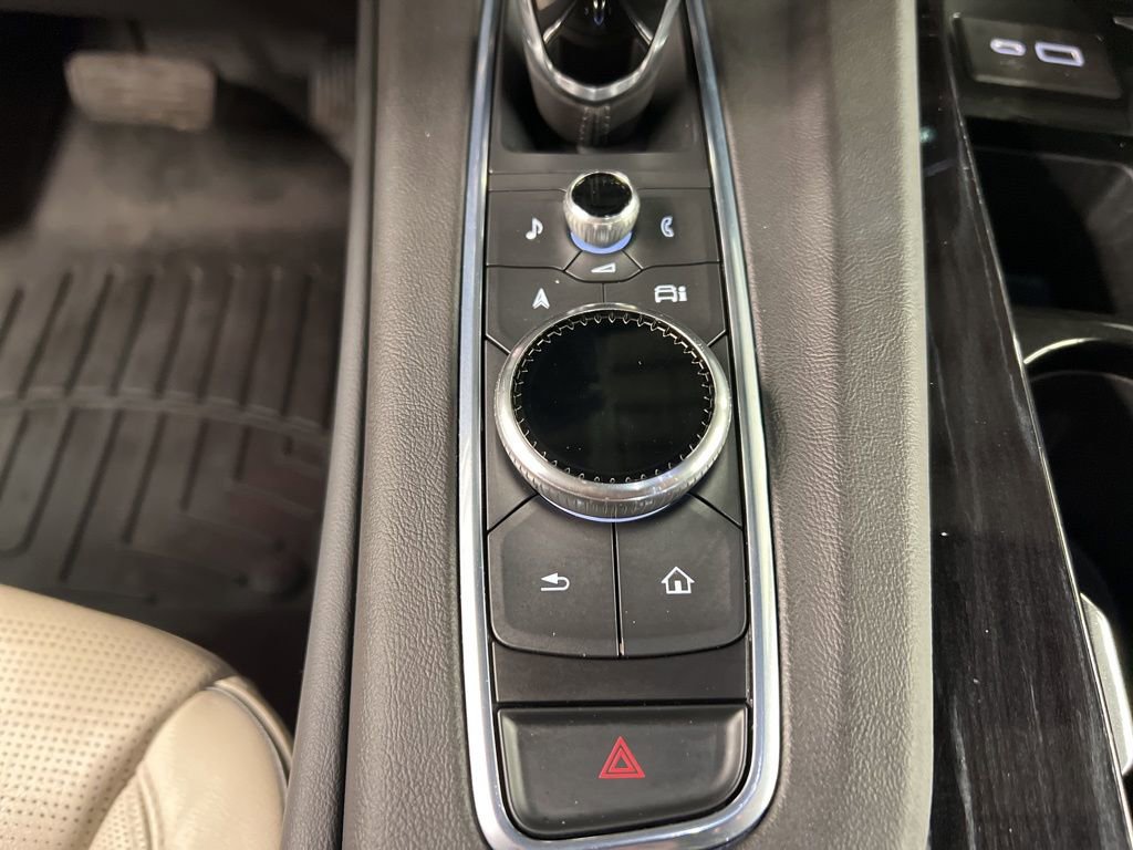 Used 2021 Cadillac Escalade Sport w/ Driver Assist Tech Package image 15