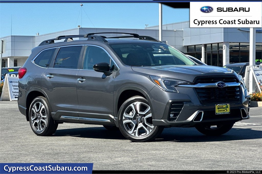 Used 2025 Subaru Ascent Touring w/ Popular Package #1