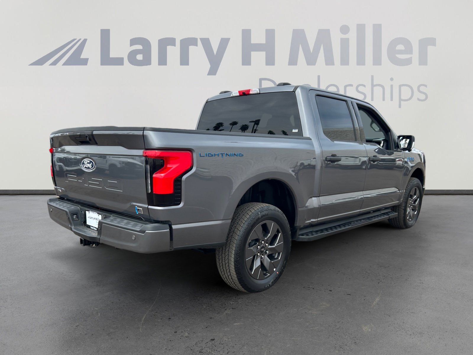New 2024 Ford F150 Lightning XLT w/ Max Trailer Tow Package AWD/4WD image 5