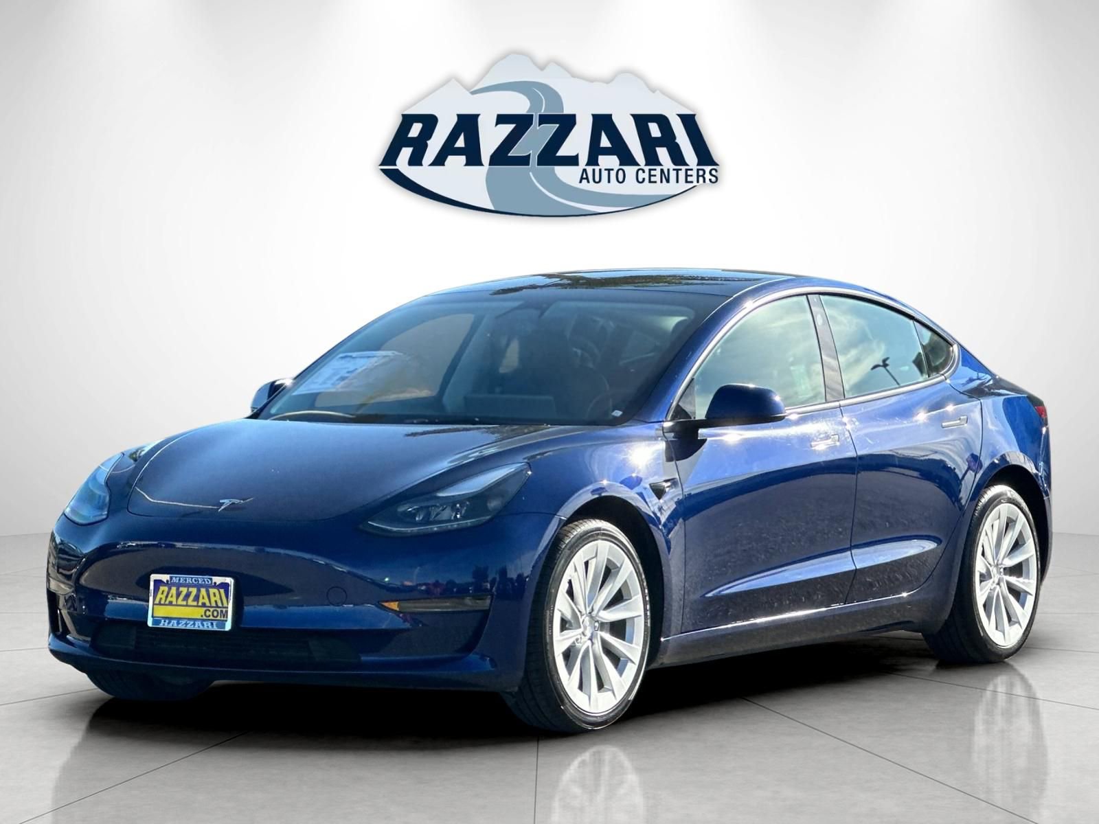 Used 2023 Tesla Model 3 Standard Range image 7