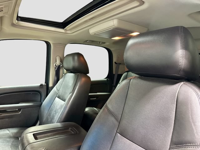 Used 2012 Chevrolet Tahoe LTZ AWD/4WD image 20