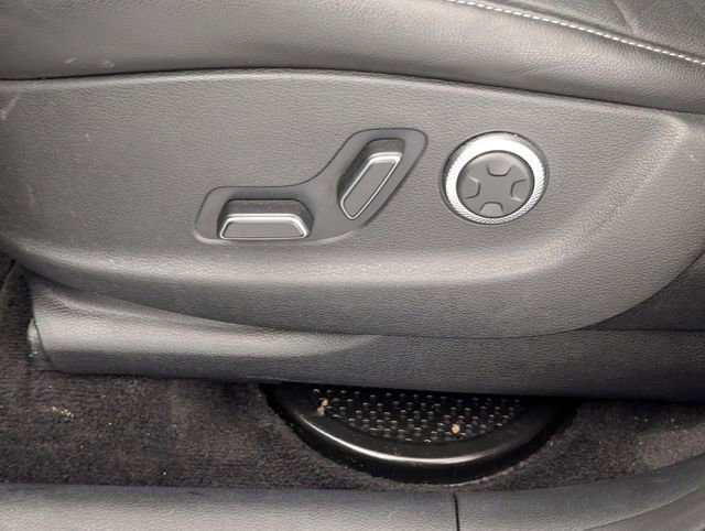 Used 2025 Genesis GV80 2.5T Standard image 14