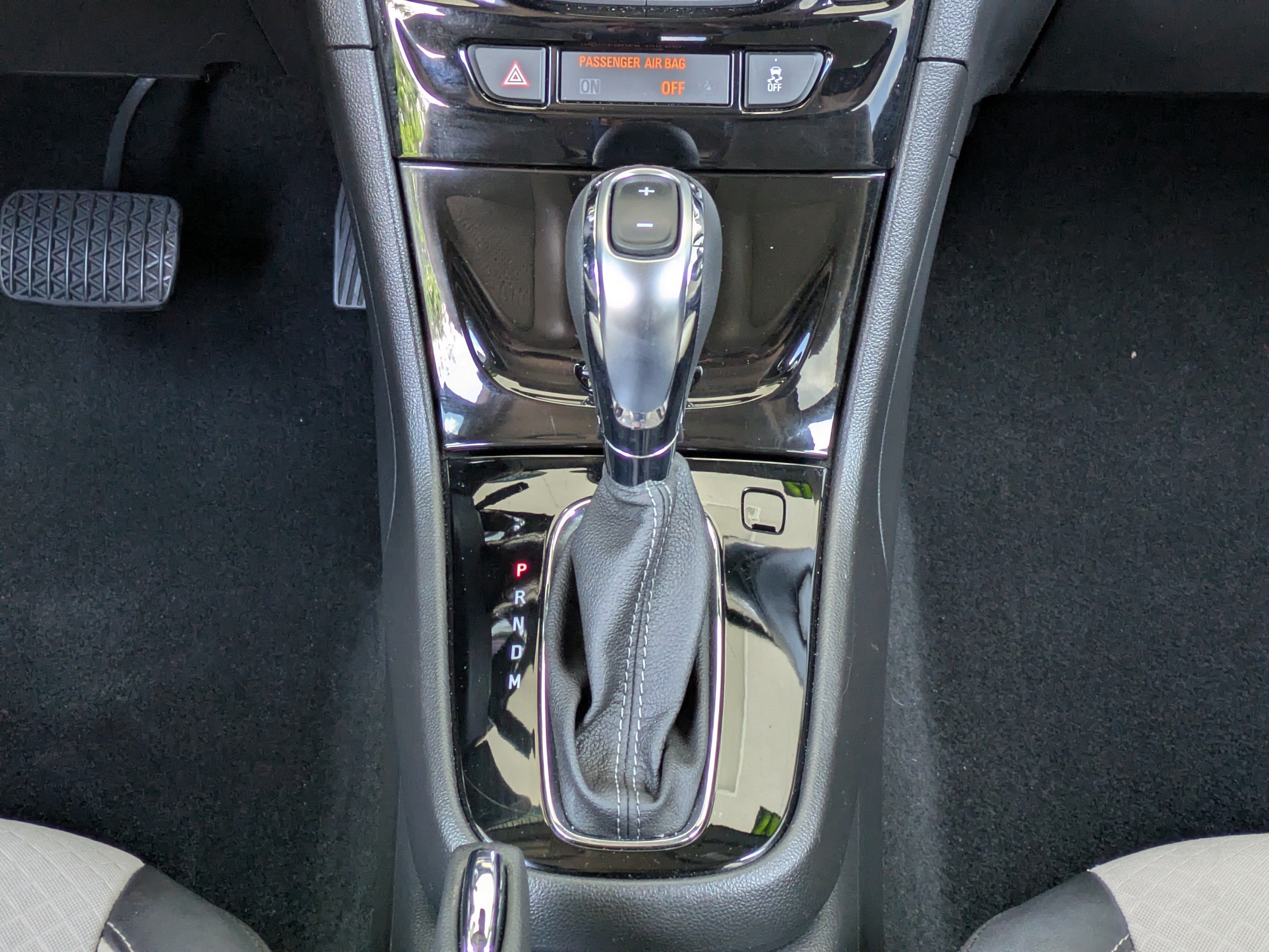 Used 2017 Buick Encore Preferred FWD image 19