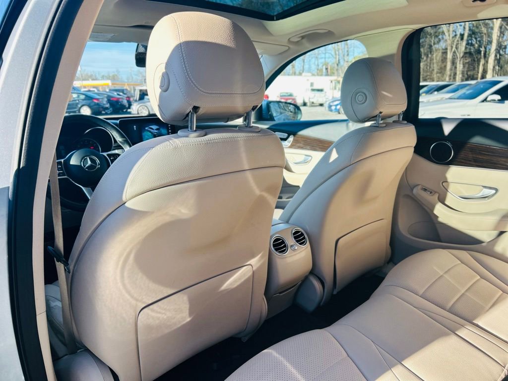 Used 2021 Mercedes-Benz GLC 300 image 40