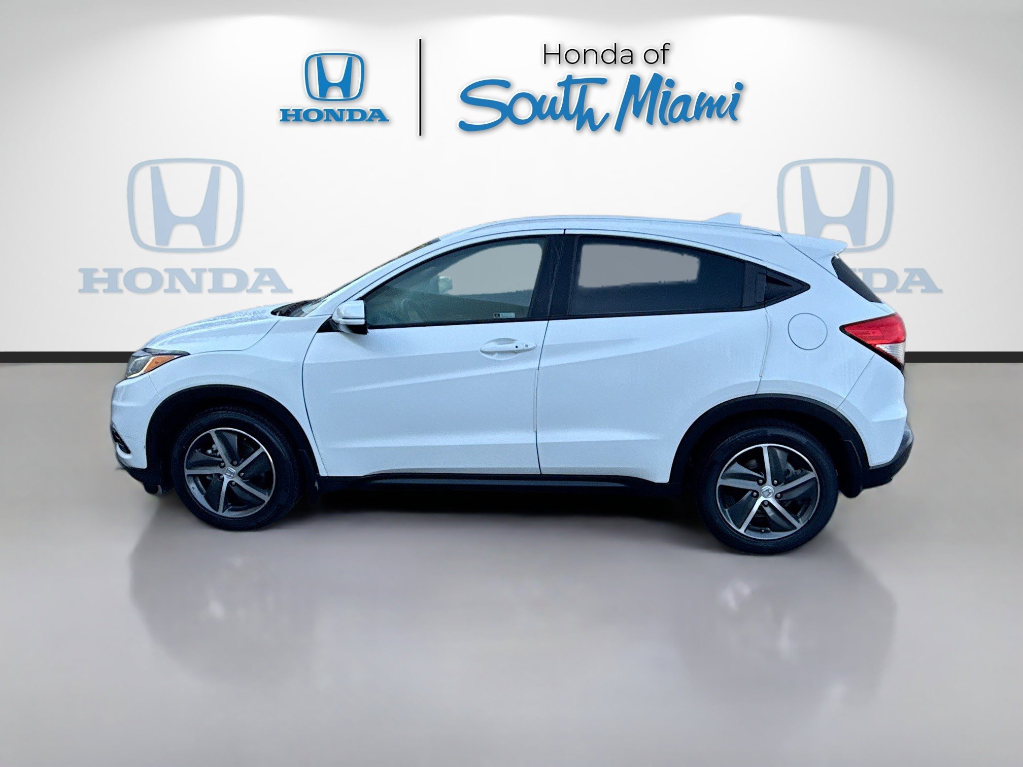 Certified 2021 Honda HR-V EX-L image 4