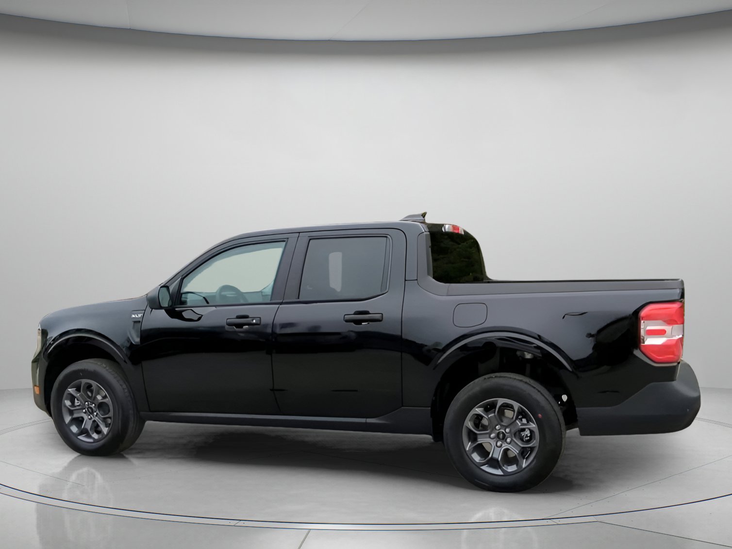 New 2026 Ford Maverick XLT w/ 4K Tow Package AWD/4WD image 18