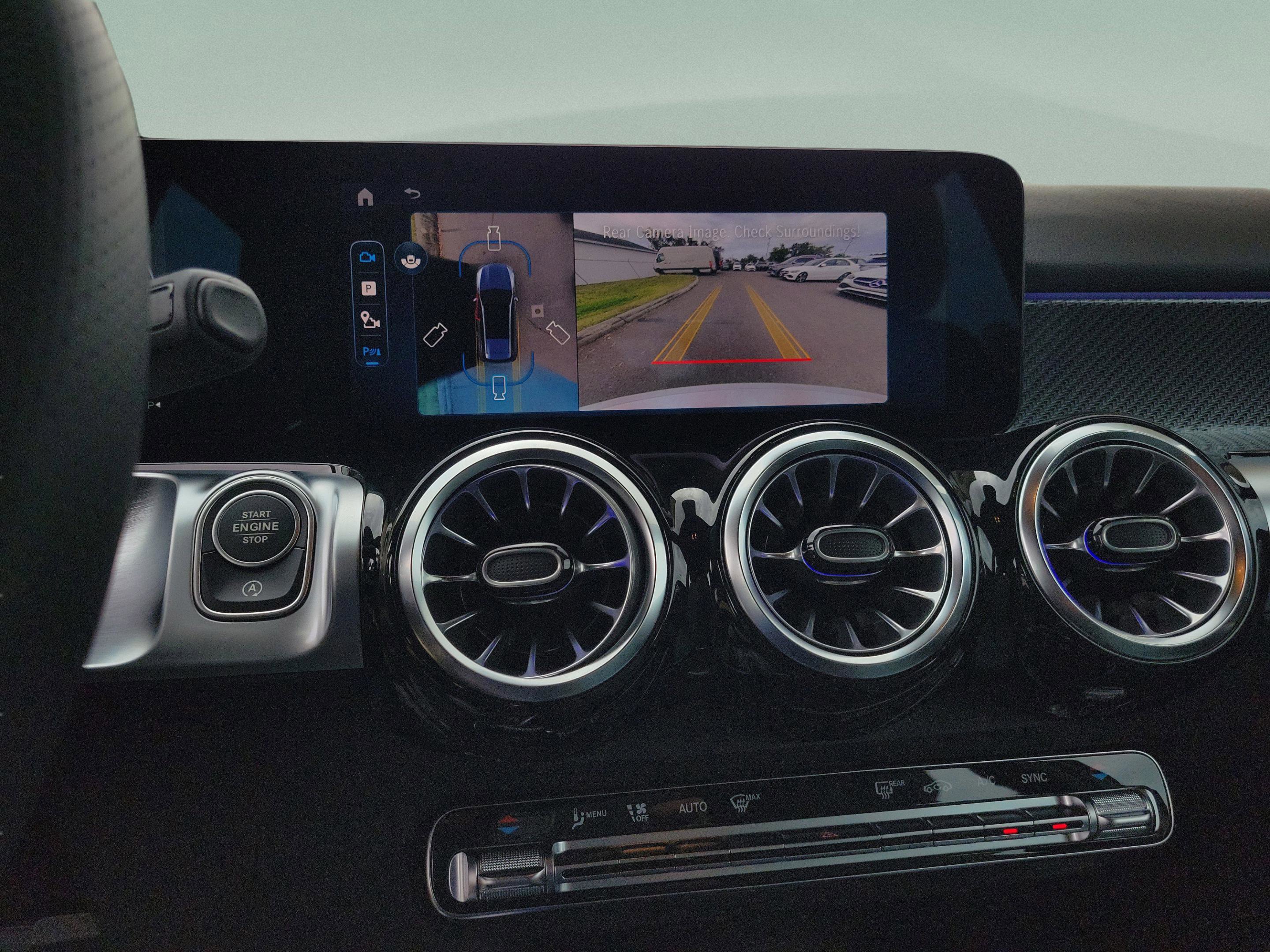 New 2026 Mercedes-Benz GLB 35 AMG 4MATIC image 23