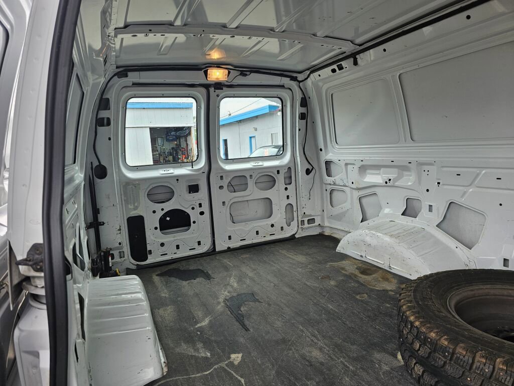 Used 2008 Ford E-150 and Econoline 150 RWD image 16