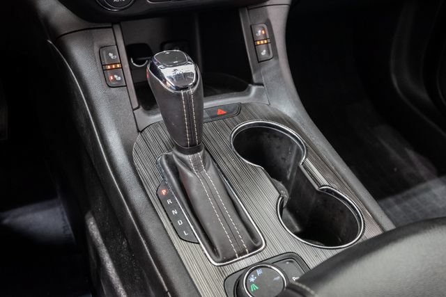 Used 2019 GMC Acadia SLT FWD image 21