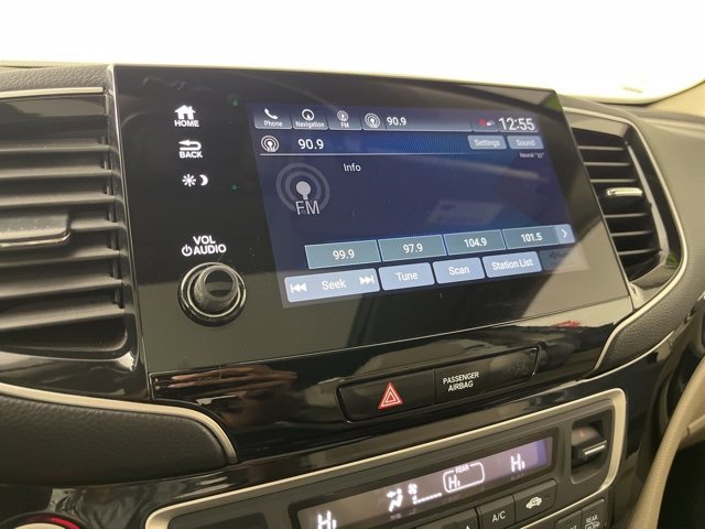 Used 2019 Honda Pilot Touring image 12