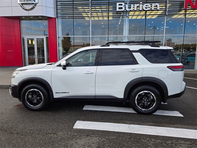 Used 2025 Nissan Pathfinder Rock Creek image 11