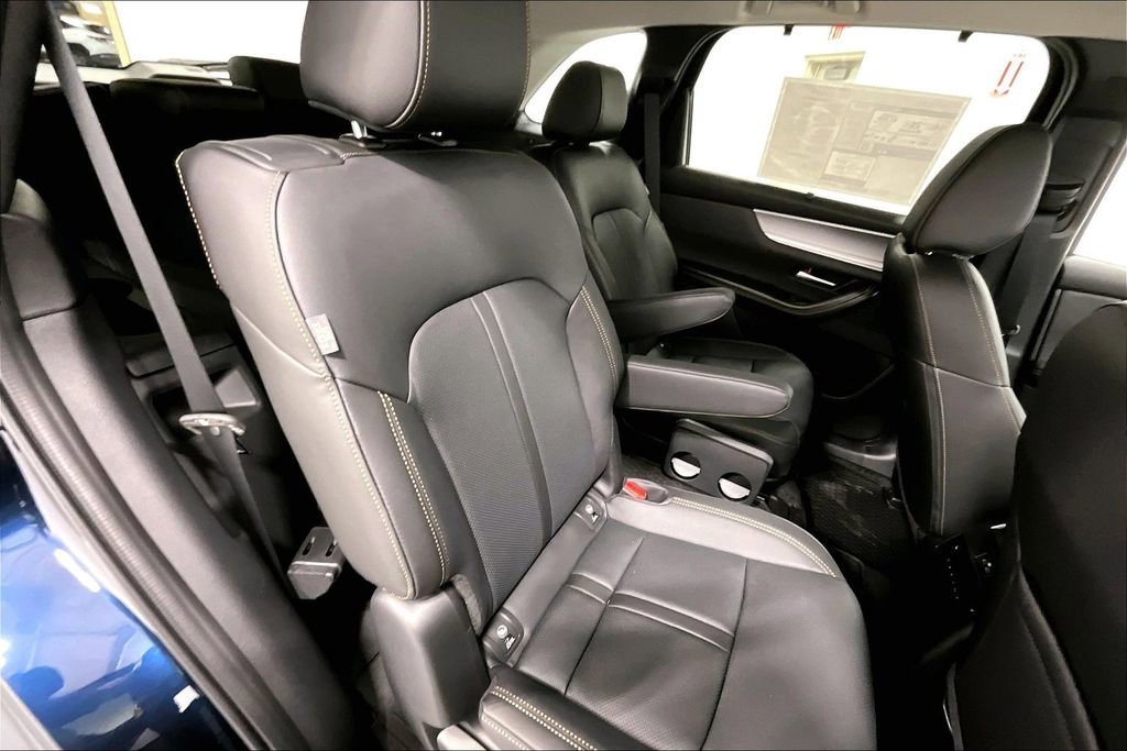 New 2026 MAZDA CX-90 Plug-In Hybrid w/Premium Sport image 9