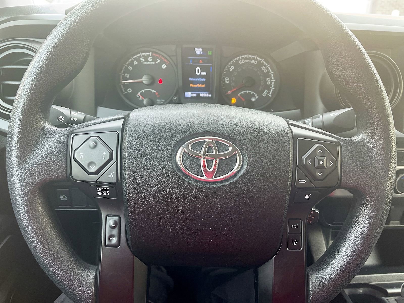 Used 2022 Toyota Tacoma SR AWD/4WD image 11