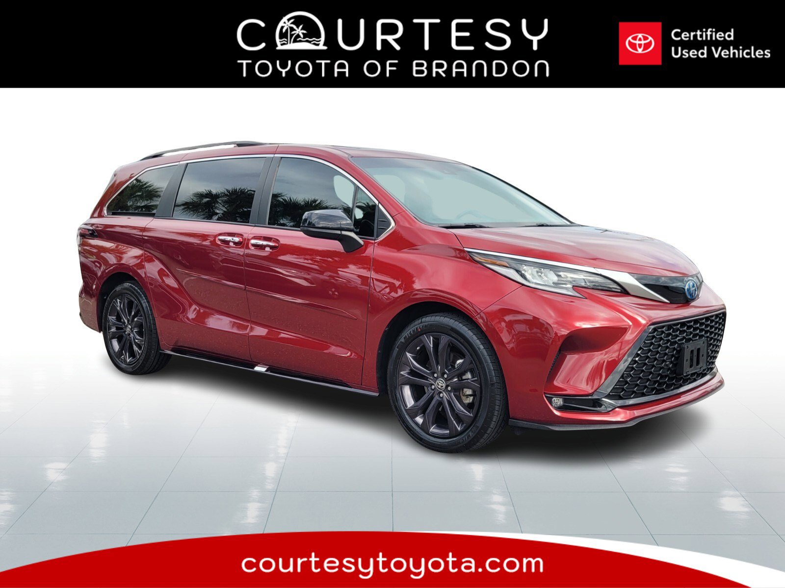 Certified 2023 Toyota Sienna XSE