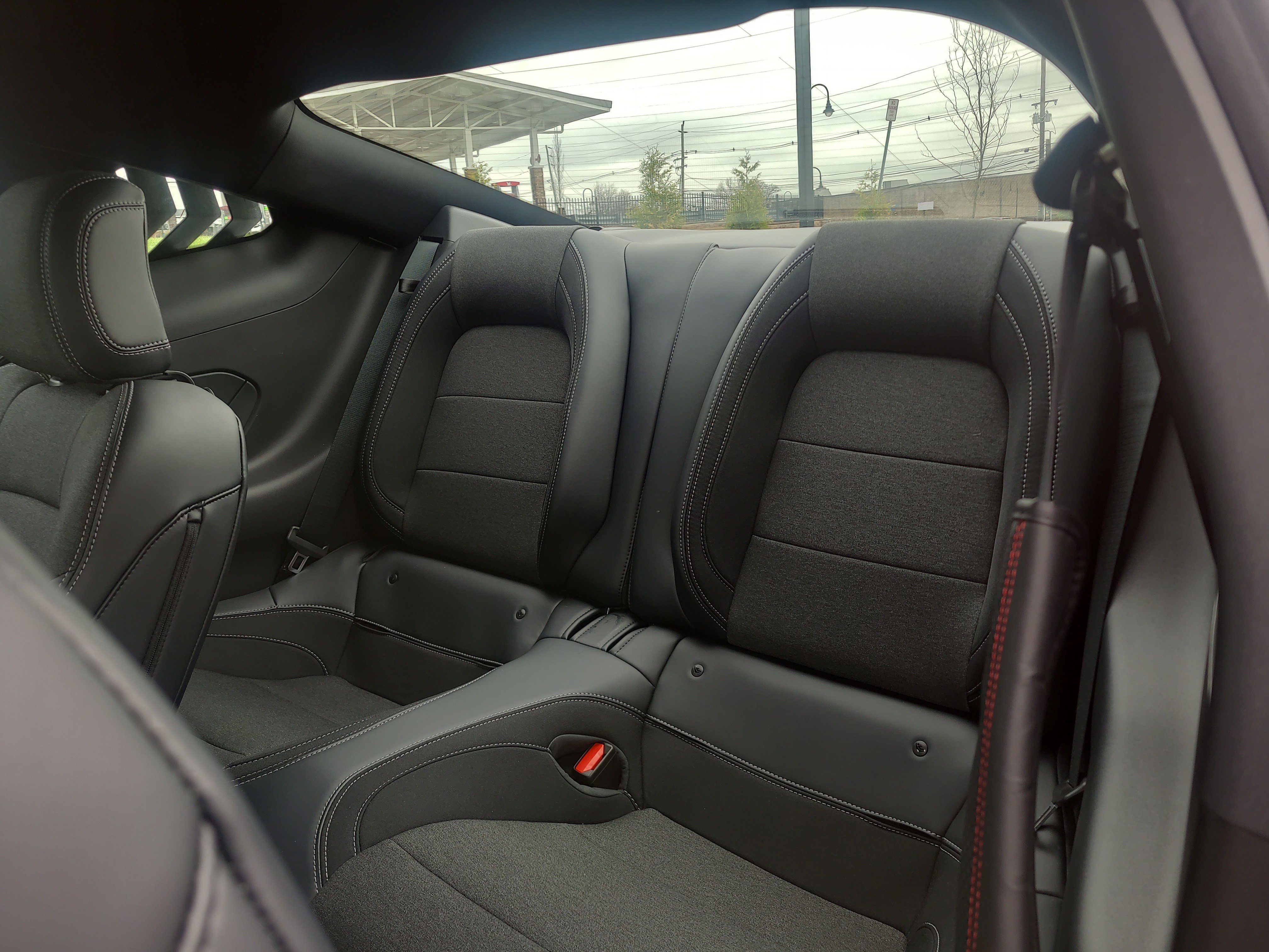 Used 2025 Ford Mustang Coupe image 28