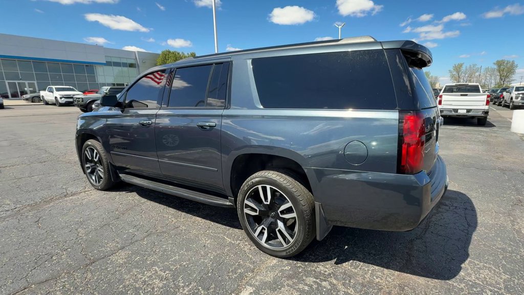 Used 2020 Chevrolet Suburban Premier AWD/4WD image 6