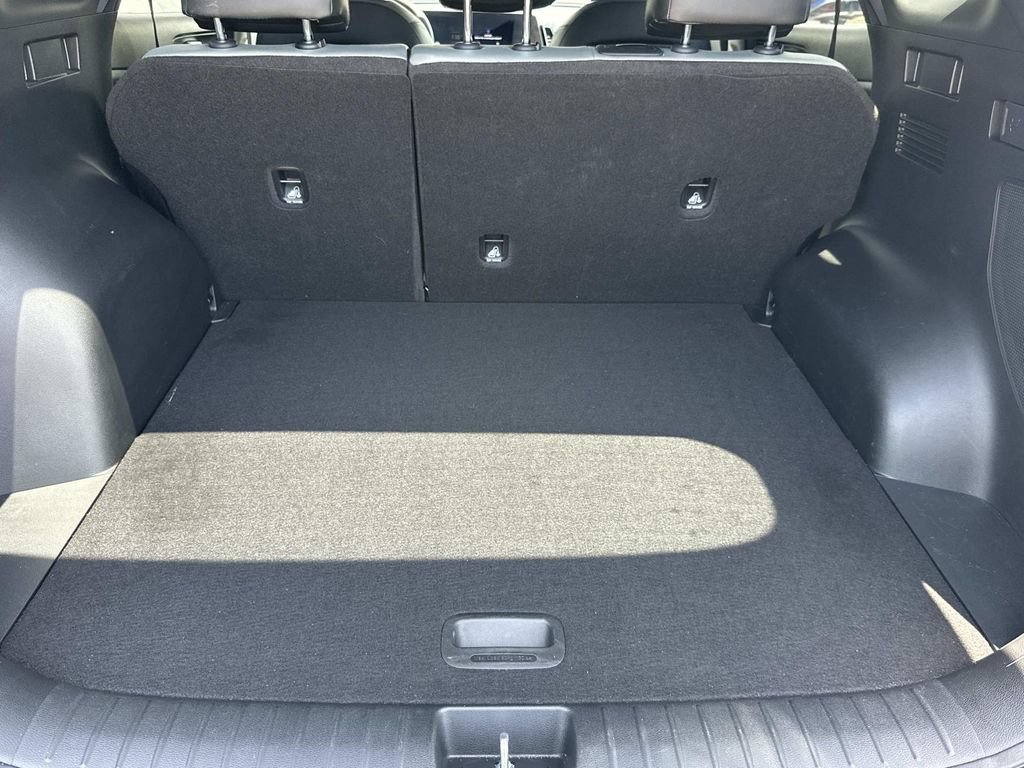 Used 2025 Kia Sportage X-Pro AWD/4WD image 5