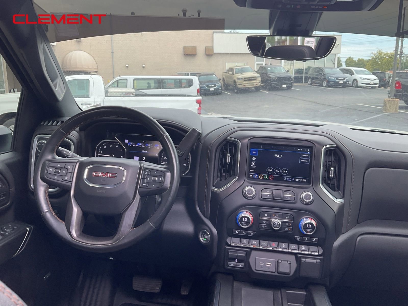 Used 2023 GMC Sierra 2500 AT4 w/ AT4 Premium Plus Package image 18