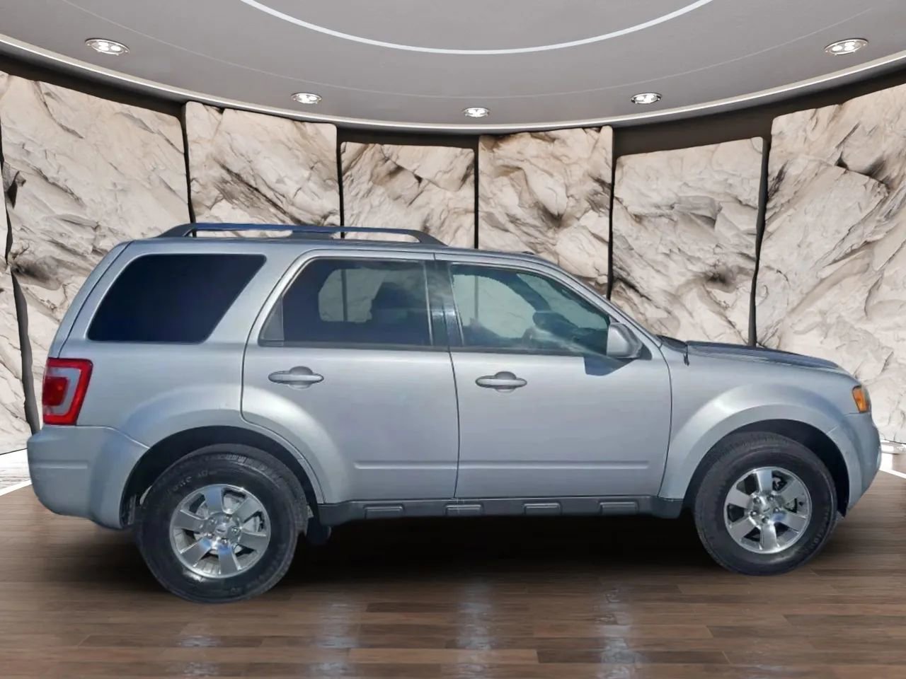 Used 2011 Ford Escape Limited w/ 301A Rapid Spec Order Code FWD image 7