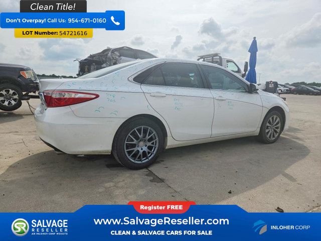 Used 2017 Toyota Camry XLE w/ Moonroof Package FWD image 4