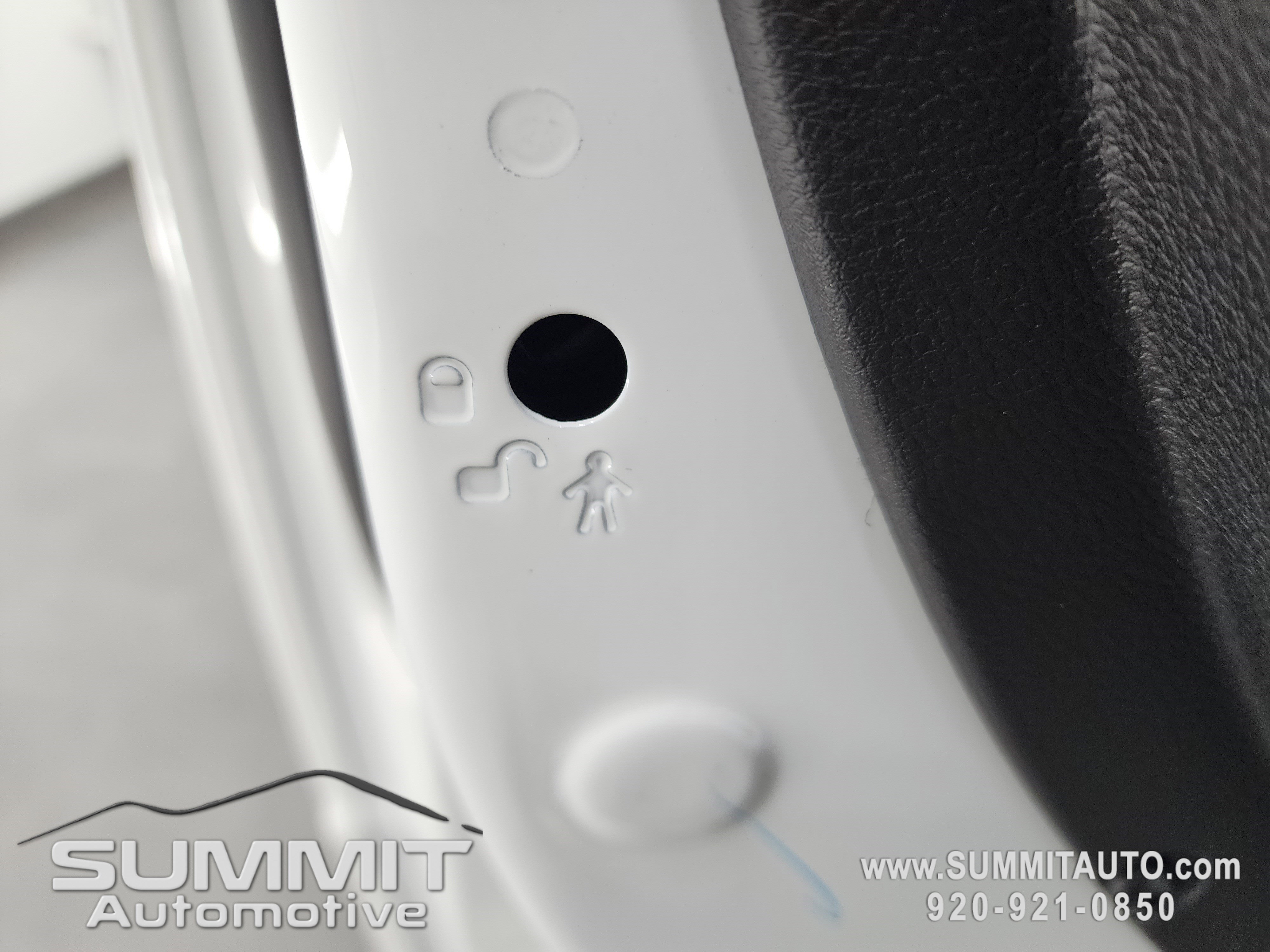 New 2025 RAM 5500 Tradesman AWD/4WD image 32