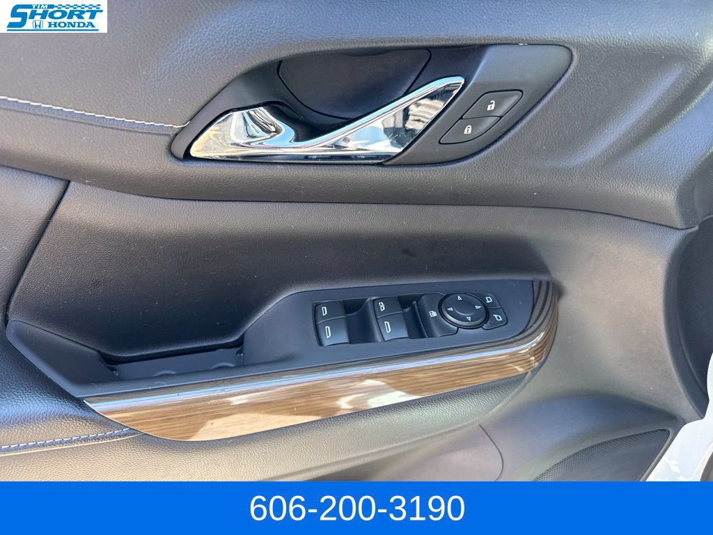 Used 2021 GMC Acadia SLE FWD image 19