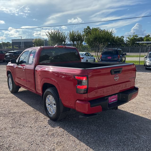 Used 2023 Nissan Frontier SV w/ Tow Package AWD/4WD image 3