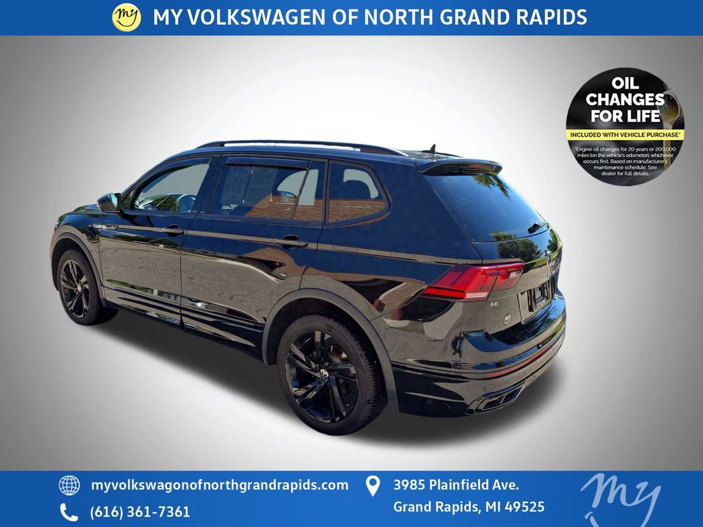 Used 2024 Volkswagen Tiguan SE R-Line AWD/4WD image 6