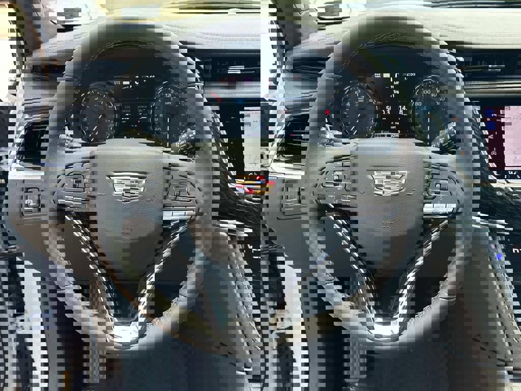New 2025 Cadillac XT6 Premium Luxury w/ Technology Package image 19