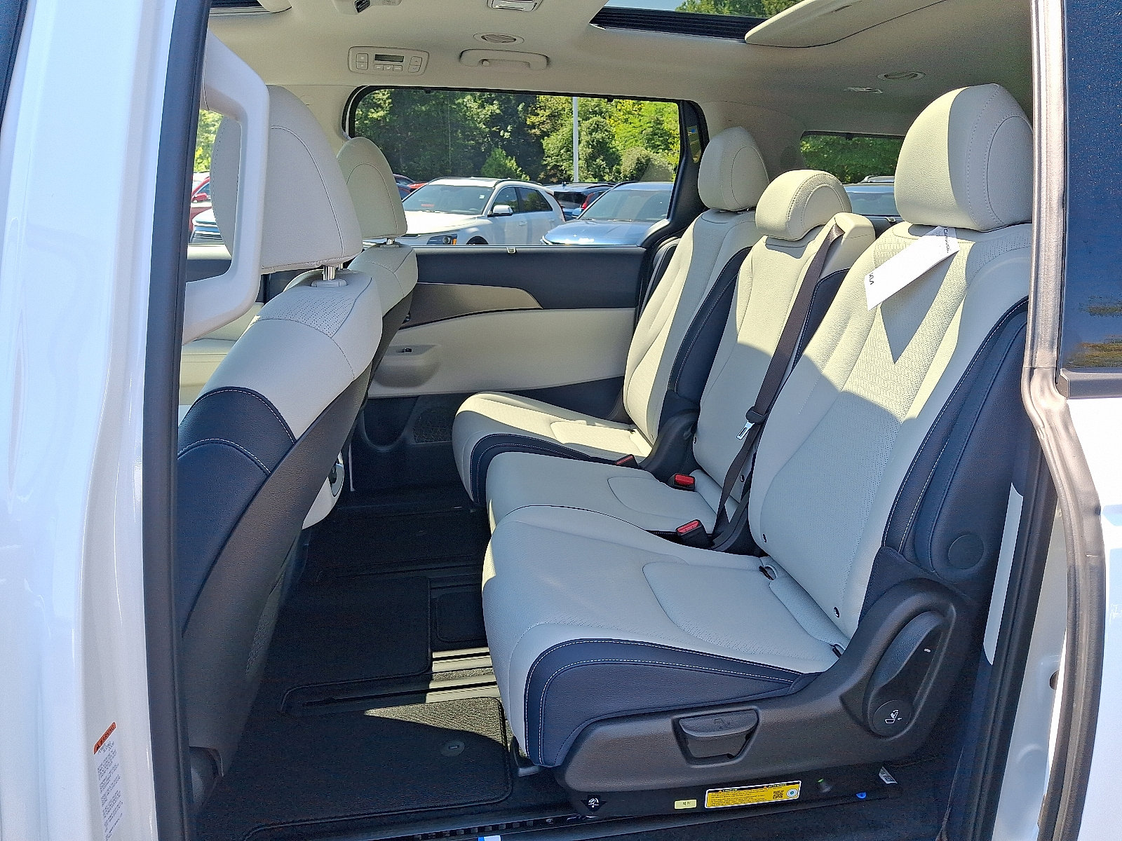 New 2026 Kia Carnival SX Prestige image 5