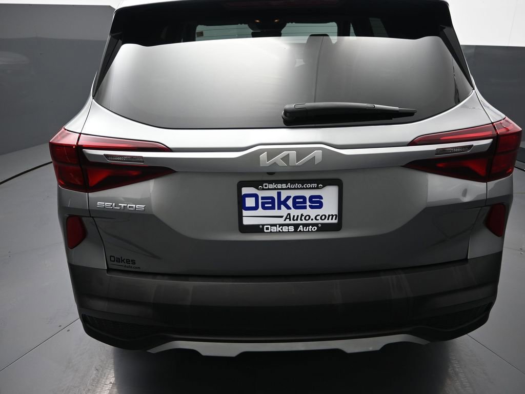 Used 2023 Kia Seltos LX image 31