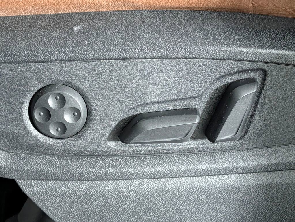 Used 2023 Audi Q5 2.0T Prestige image 29