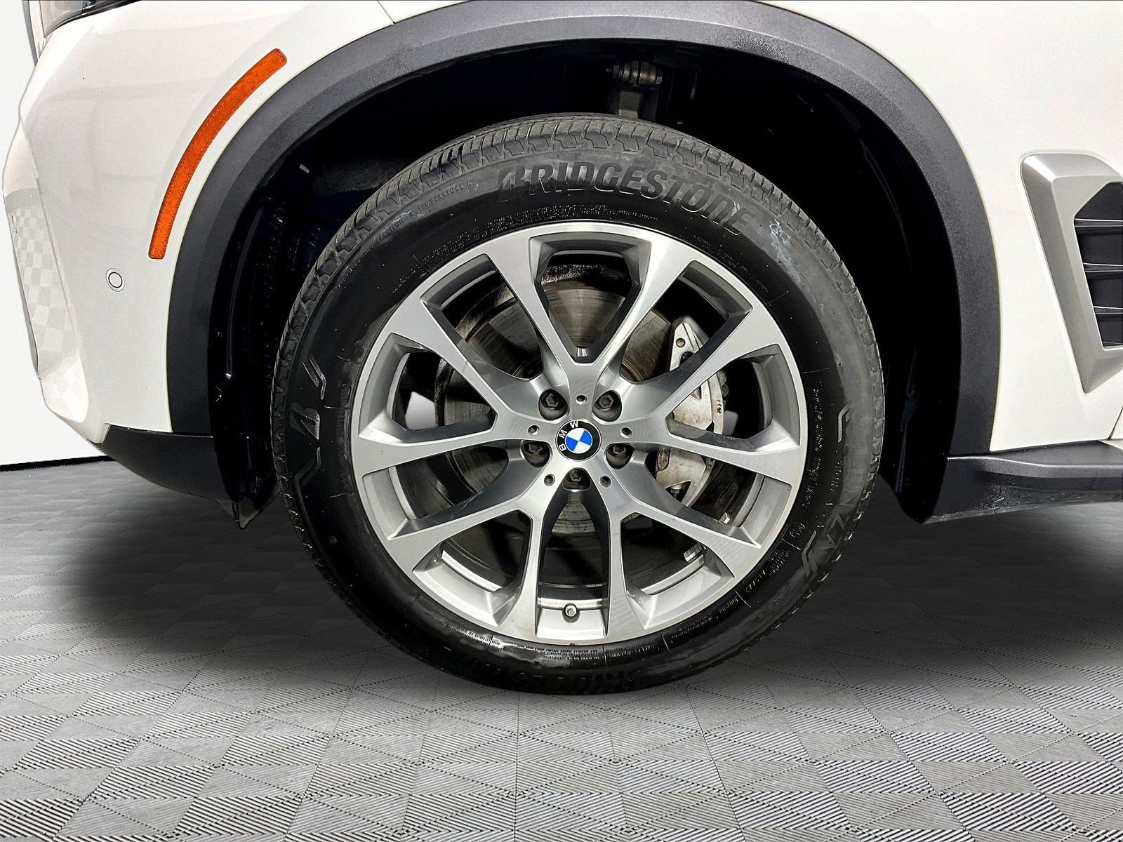 Used 2026 BMW X5 xDrive40i AWD/4WD image 34