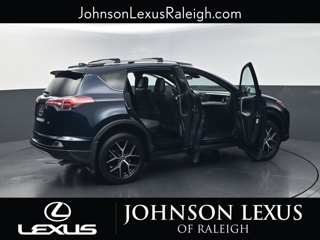 Used 2017 Toyota RAV4 SE FWD image 31