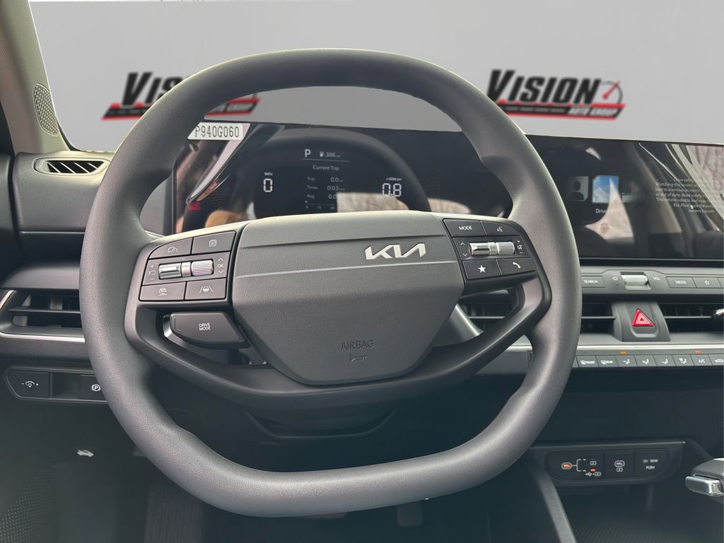 New 2026 Kia K4 FWD image 14