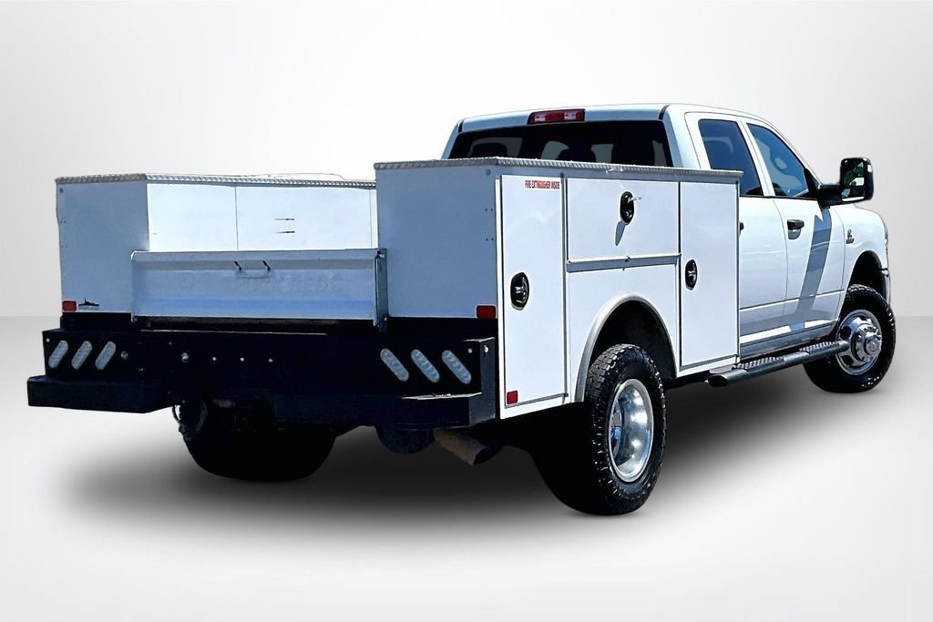 Used 2024 RAM 3500 Tradesman w/ Chrome Appearance Group AWD/4WD image 6