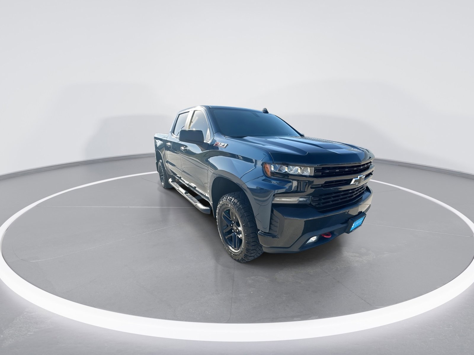 Used 2019 Chevrolet Silverado 1500 LT Trail Boss AWD/4WD image 2