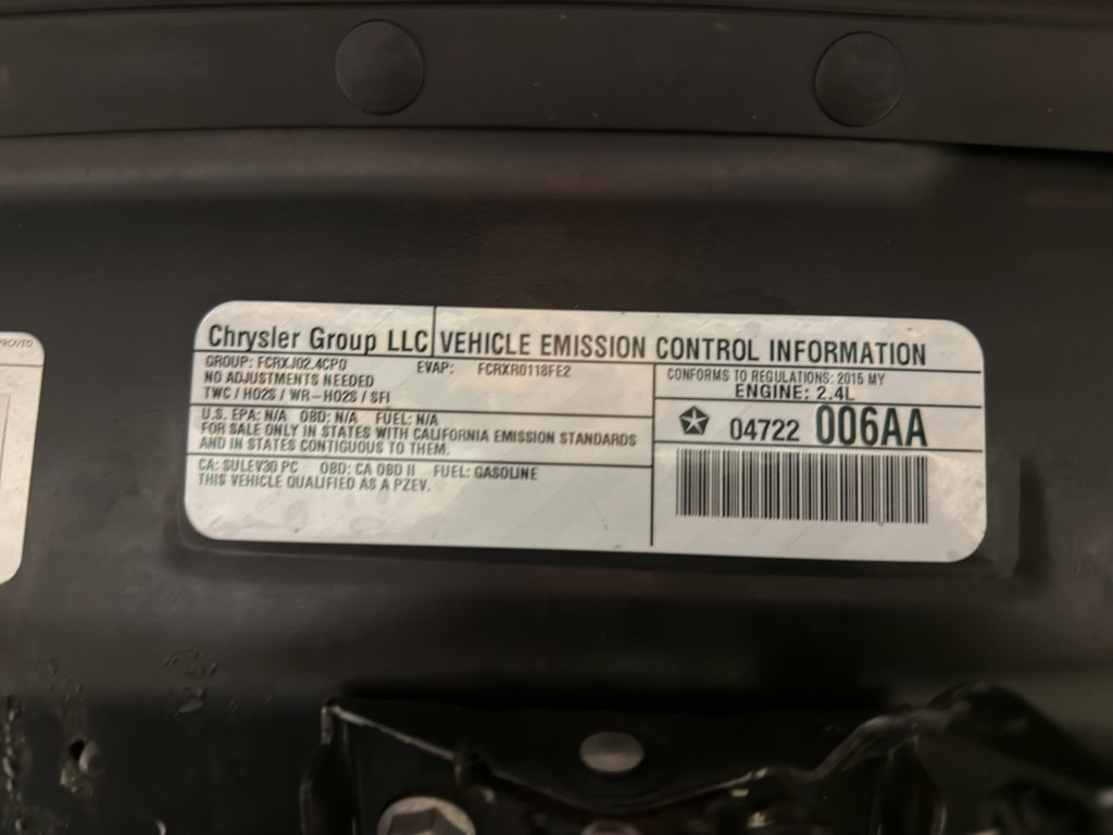 Used 2015 Jeep Cherokee Limited image 34